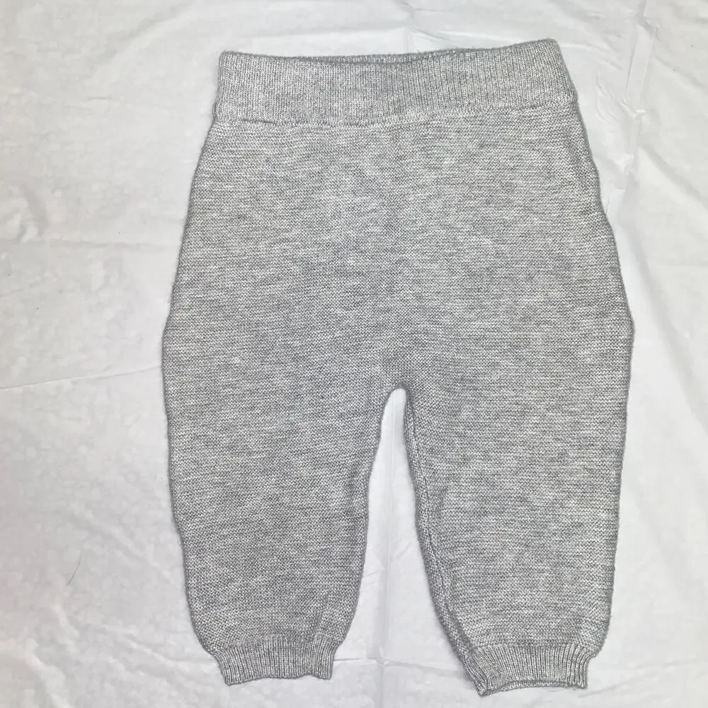 Babycottons Gray Knit Sweatpants Sweater Pants & Bunny Socks Size 3 Months